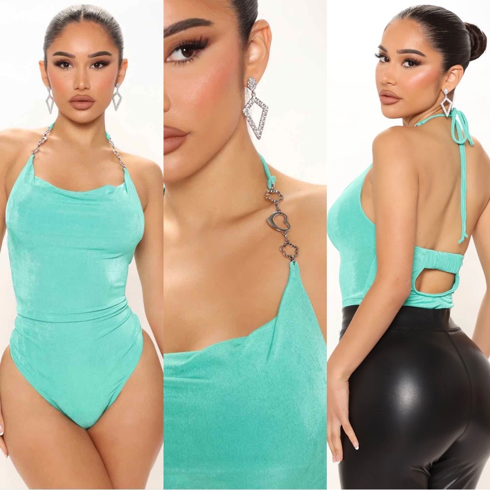 🎀 NEW | Green Bodysuit with a Heart Charm Halter Top